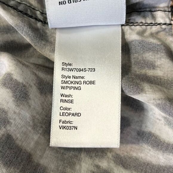 R13 Smoking Robe with Piping in Leopard Small - Picture 14 of 16